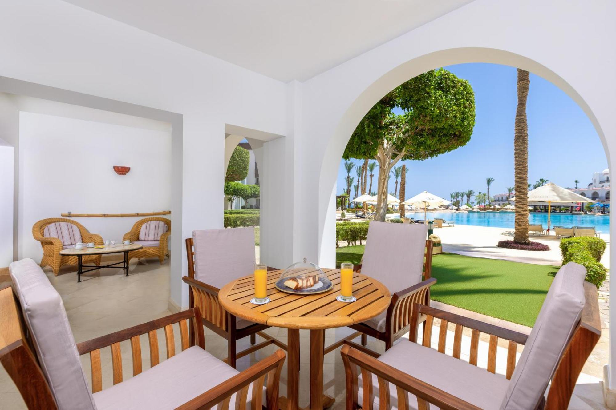 Suite Diplomatic con Vista Piscina