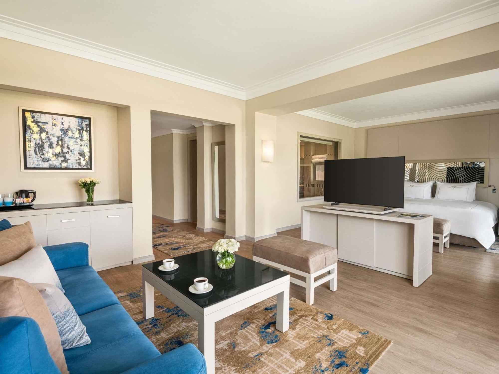 Premium King Room