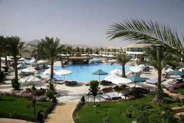 Island Garden Resort-1